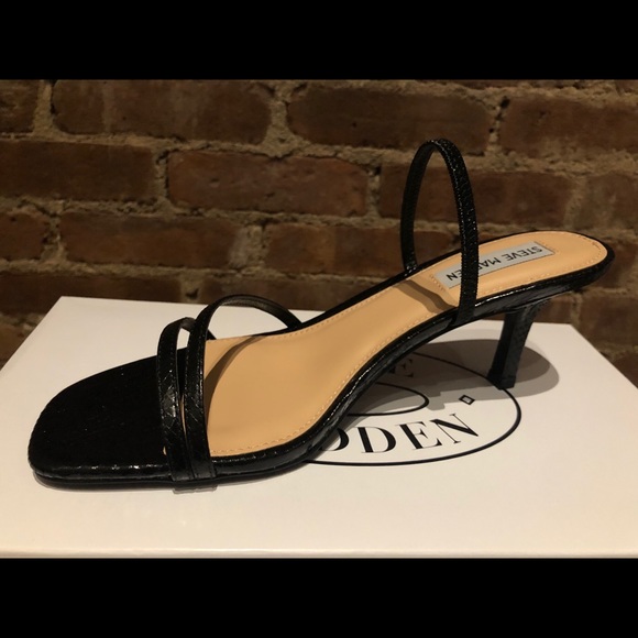 Steve Madden Shoes - New Steve Madden Loft Black Snakeskin Heels